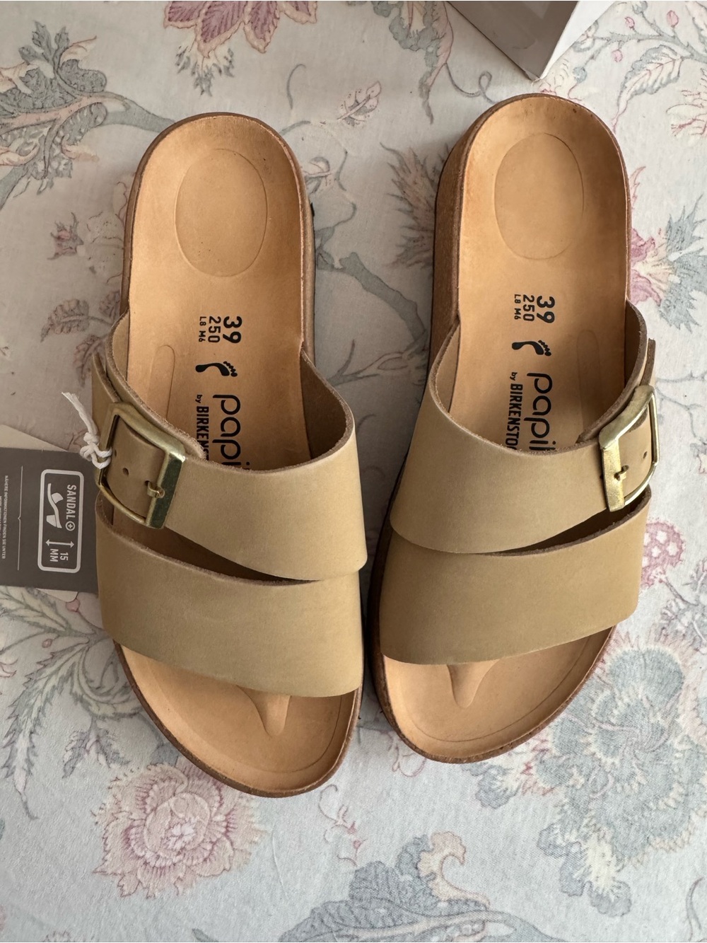 Birkenstock (Papillio) Beige Platform Slide with Buckle Size 39 (8) - Picture 3 of 4